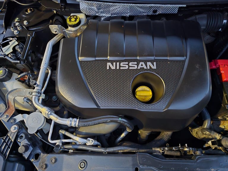 2018 Nissan Qashqai 1.5 dCi N-Connecta SUV 5dr Diesel Manual Euro 6 (s/s) (115 ps) HATCHBACK Dies...