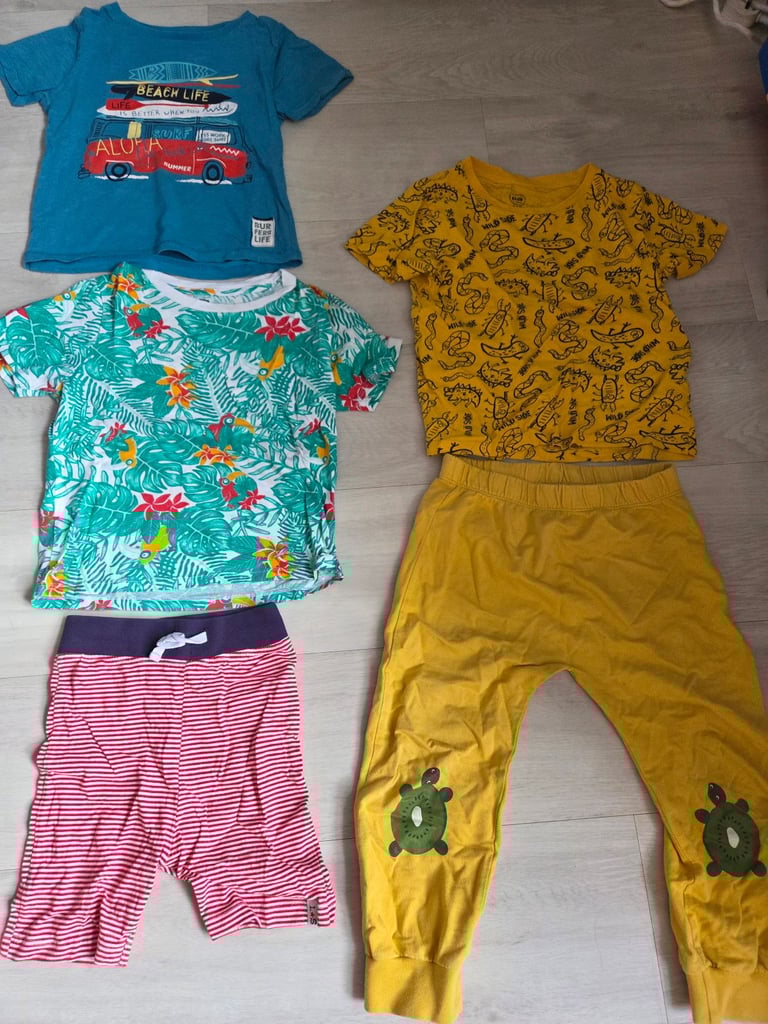 **Organic cotton** - Bundle - 5-6 years - Boy