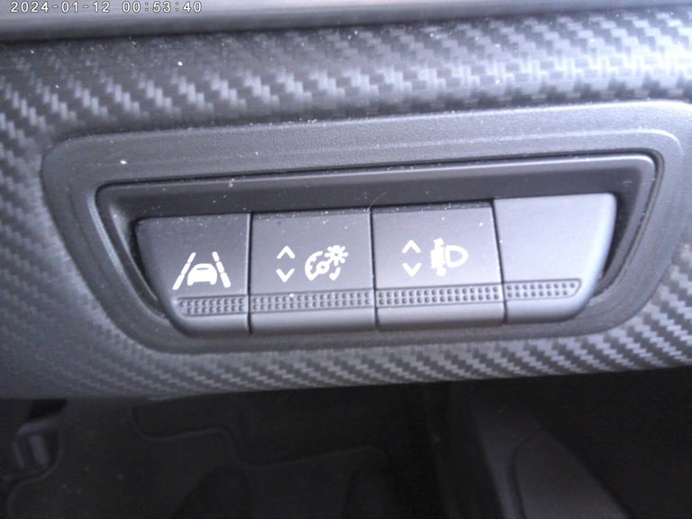 2022 Renault Captur 1.3 TCe RS Line Euro 6 (s/s) 5dr HATCHBACK Petrol Manual