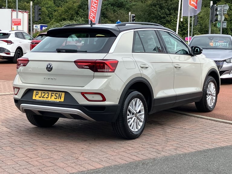 2023 Volkswagen T-Roc 1.5 TSI Life 5dr DSG HATCHBACK PETROL Automatic