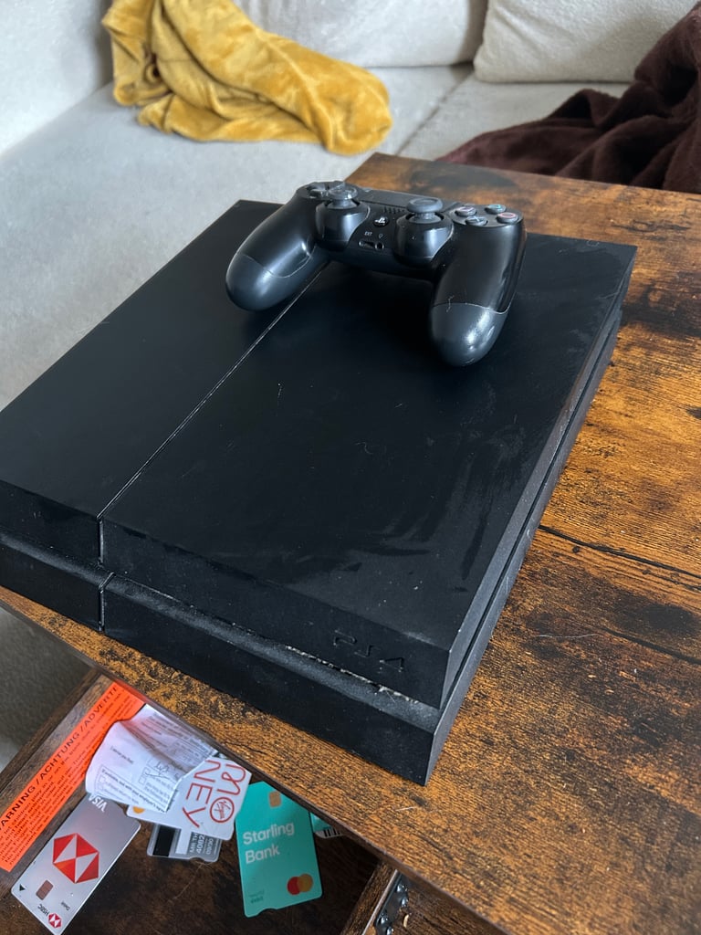  Sony PlayStation 4 500GB Home Console - Jet Black (READ DESCRIPTION)