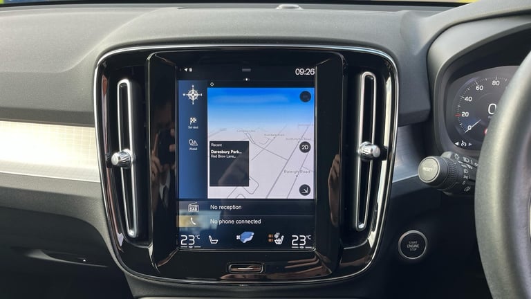 2020 Volvo XC40 Momentum B4 AWD mild hybrid ESTATE Petrol/Electric Hybrid Automatic