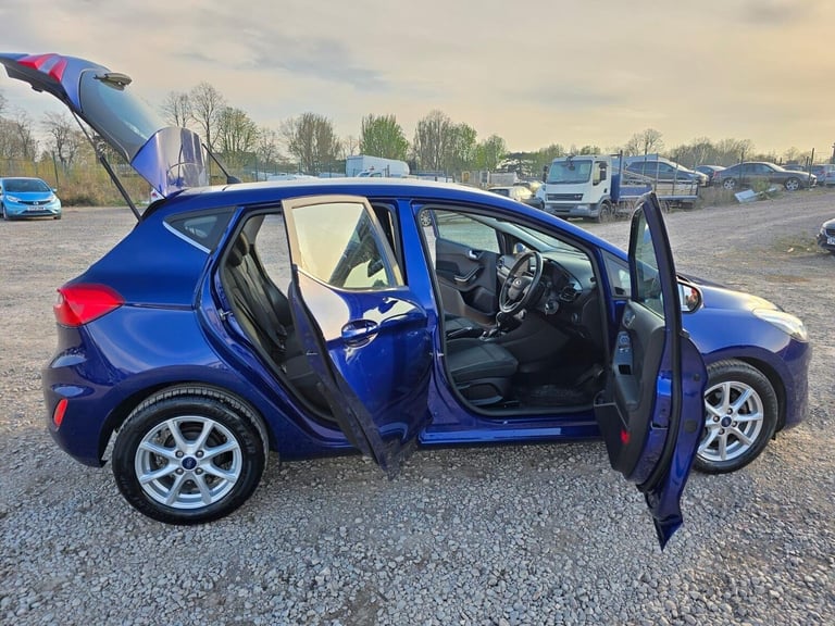 2018 Ford Fiesta 1.0T EcoBoost Zetec Auto Euro 6 (s/s) 5dr Hatchback Petrol Automatic