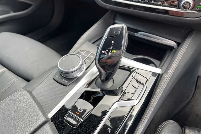2021 BMW 5 Series 520d MHT M Sport 4dr Step Auto SALOON DIESEL Automatic