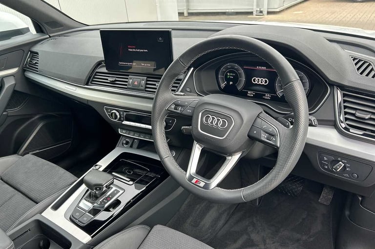 2025 Audi Q5 50 TFSI e Quattro S Line 5dr S Tronic SUV Hybrid Automatic