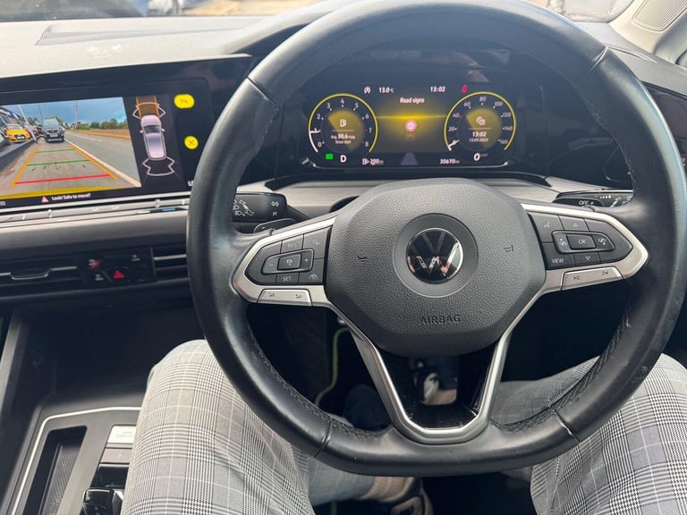 VOLKSWAGEN GOLF 1.5 eTSI MHEV Style Yellow Auto Petrol Hybrid 2022