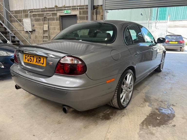 2007 Jaguar S-Type 4.2 V8 R 4dr Auto SALOON PETROL Automatic