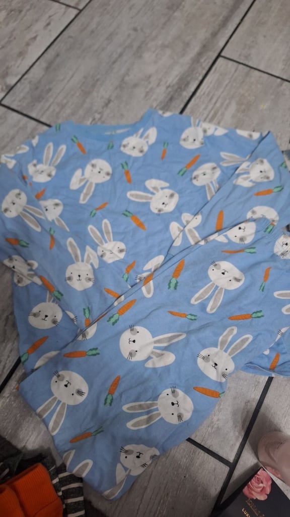 image for Bunny pjs age 7-8 