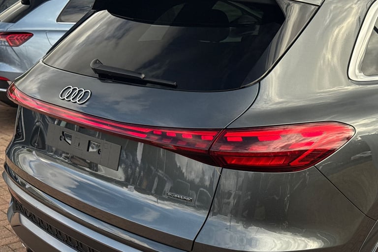2025 Audi Q5 2.0 TDI S line S Tronic quattro Euro 6 (s/s) 5dr SUV Automatic