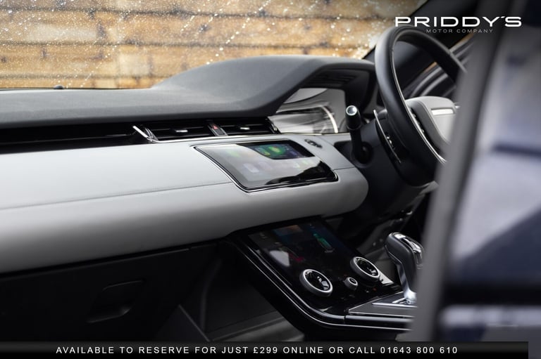 LAND ROVER RANGE ROVER EVOQUE 1.5 P300e 12.2kWh R-Dynamic HSE - Heated wheel,