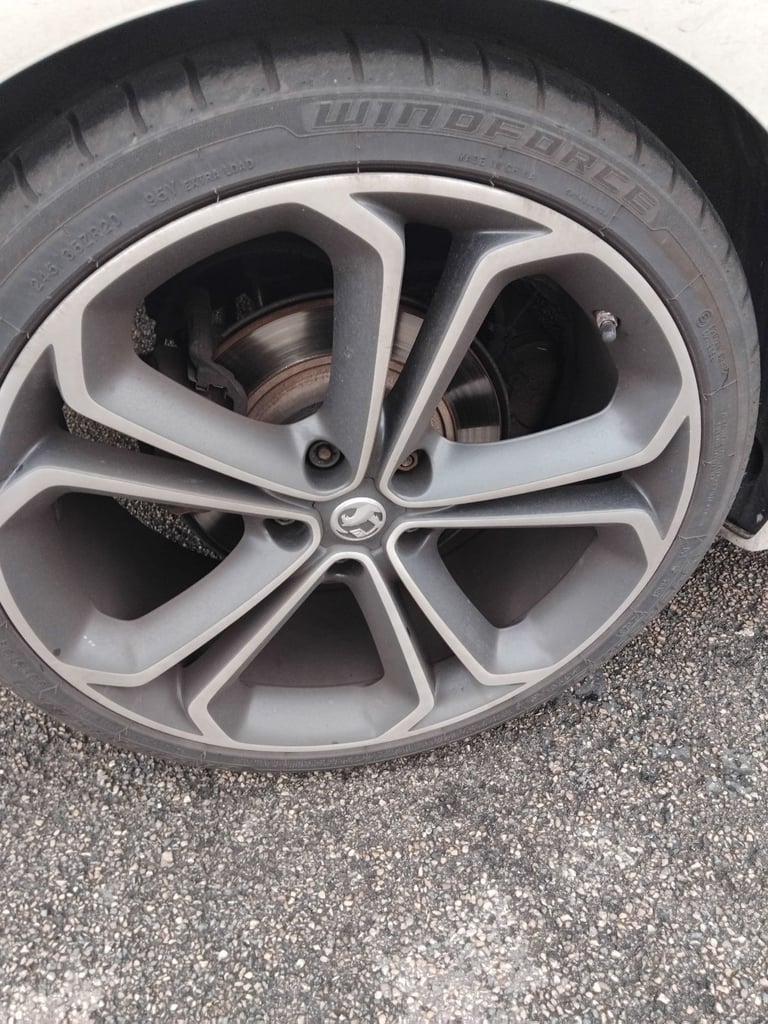 Astra gtc alloy wheels