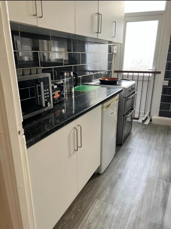 **BUSINESS OPPORTUNITY**TO LET**33-35 WATER STREET**RHYL