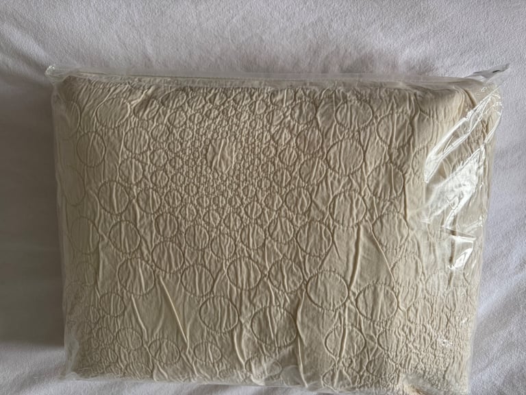 image for Habitat Bedspread Brand New