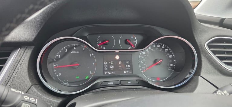 Vauxhall, GRANDLAND X, Hatchback, 2020, Manual, 1199 (cc), 5 doors