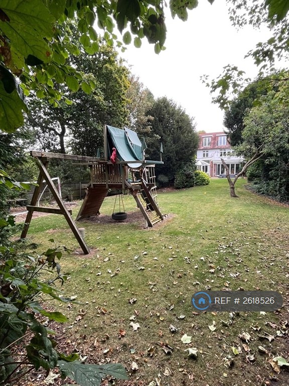 6 bedroom house in Cheyne Walk, Croydon, CR0 (6 bed) (#2618526)