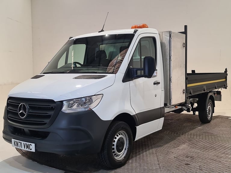 MERCEDES-BENZ SPRINTER 2.0 315 CDI PROGRESSIVE L3 RWD 150 BHP TIPPER DIE