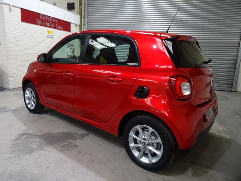 2018 smart forfour 0.9 Turbo Passion 5dr Automatic **LOW MILEAGE*ONLY 12000 MILES FROM NEW** HATC...