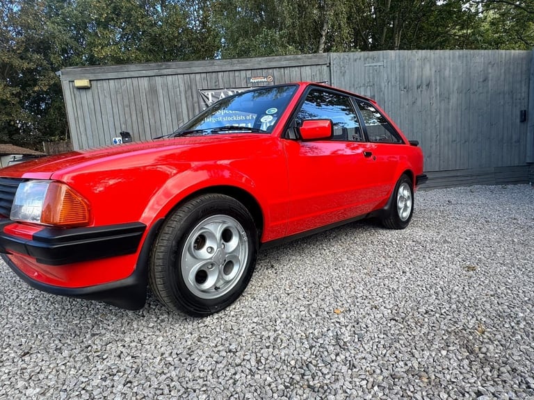  Ford Escort 1.6 XR3 3dr Petrol Manual