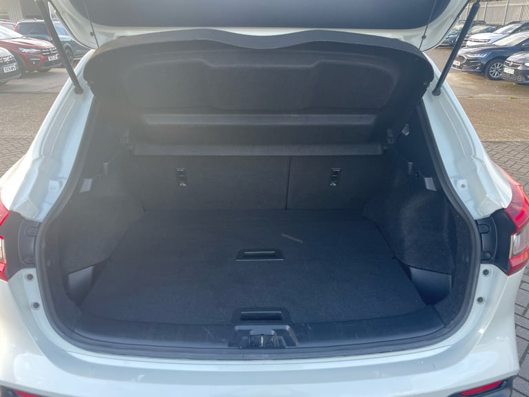 2018 Nissan Qashqai 1.6 Dci Tekna + Automatic SUV/Crossover Diesel Automatic