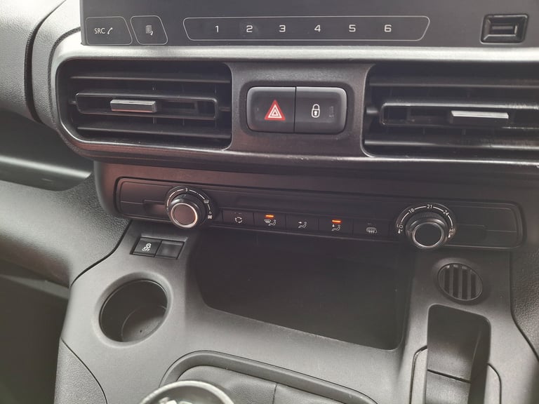 2019 Vauxhall Combo 1.5 Turbo D 2300 Edition Panel Van 6dr Diesel Manual L2 H1