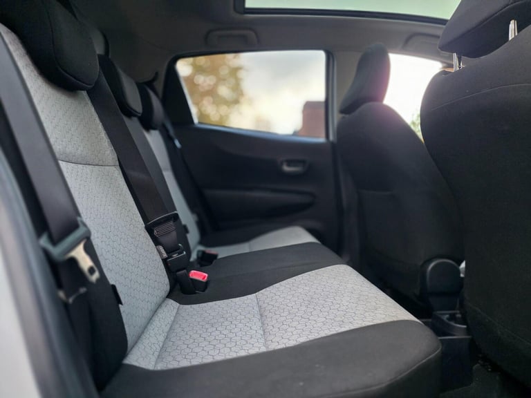 2013 Toyota Yaris 1.33 Dual VVT-i T Spirit Euro 5 5dr HATCHBACK Petrol Manual