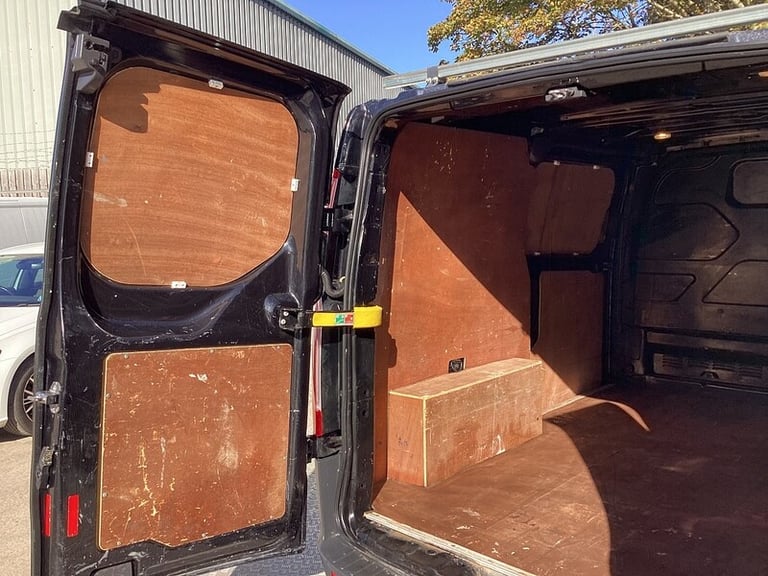 2015 Ford Transit Custom TDCi 270 ECOnetic SWB L/R SWB Panel Van Diesel Manual