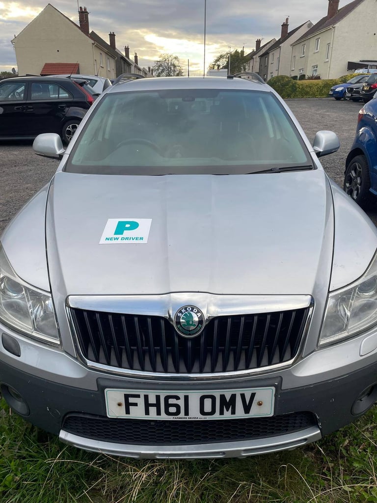 image for Non-runner Skoda, OCTAVIA, Estate, 2012, Manual, 1968 (cc), 5 doors