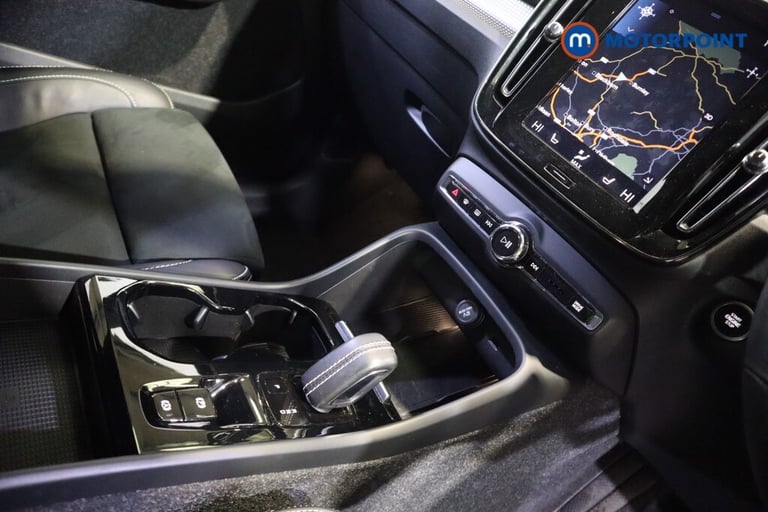 2021 Volvo XC40 1.5 T4 Recharge PHEV R DESIGN 5dr Auto SUV Hybrid Automatic