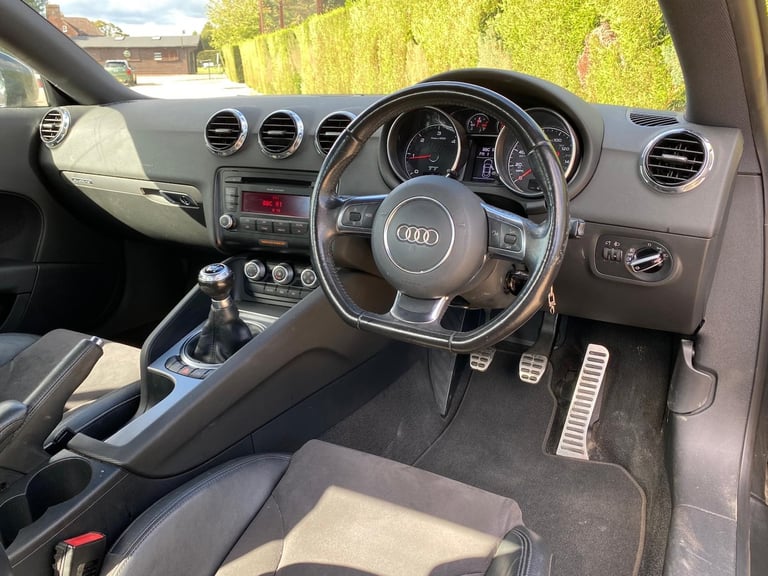 2011 Audi TT 2.0 TDI Quattro Sport 2dr [2011] COUPE Diesel Manual