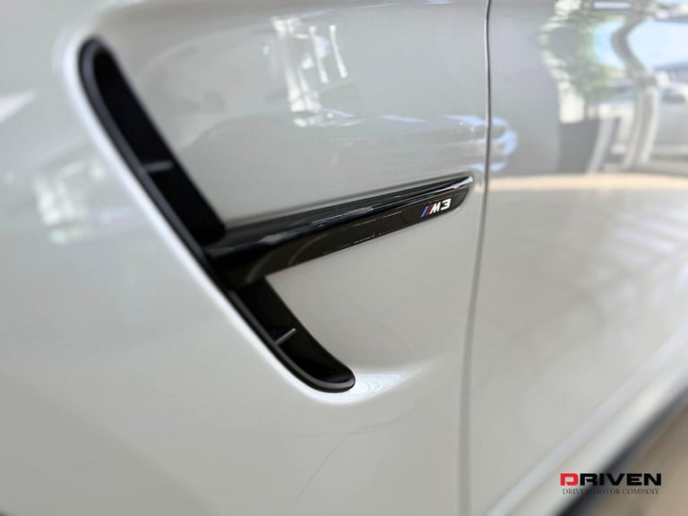 HUGE SPEC! BMW M3 3.0 BiTurbo DCT 4DR SALOON + CARBON + RED LTHR + FREE&nbsp;DELIVERY