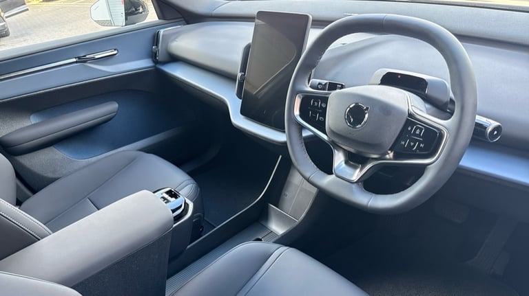 2025 Volvo EX30 Plus, Twin Motor Performance, Electric Estate Electric Automatic