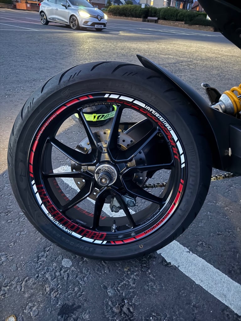 Ducati, HYPERMOTARD, 2017, 937 (cc)