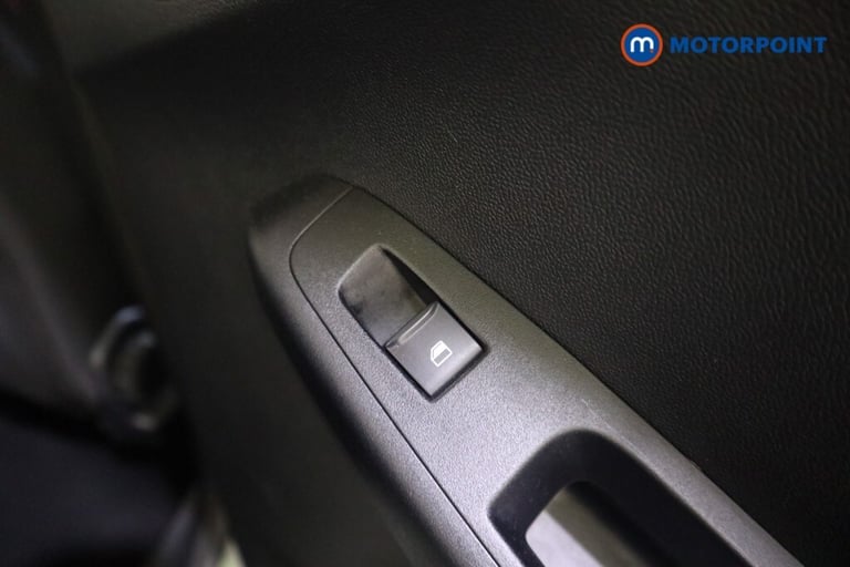 2025 Ford Puma 1.0 EcoBoost Hybrid mHEV ST-Line 5dr DCT SUV Petrol Automatic