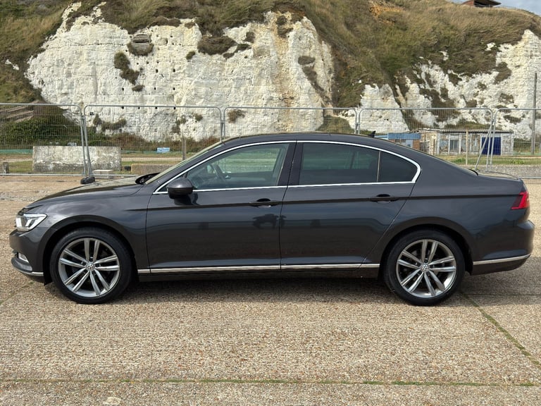 2018 Volkswagen Passat GT - New Years MOT - Full Service History - 2 Keys - ULEZ Compliant