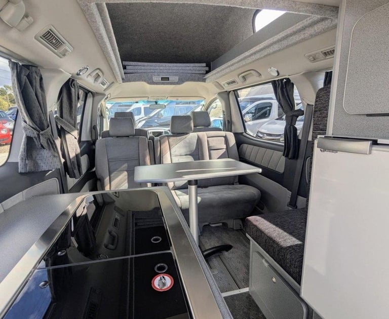 2004 TOYOTA ALPHARD CAMPERVAN