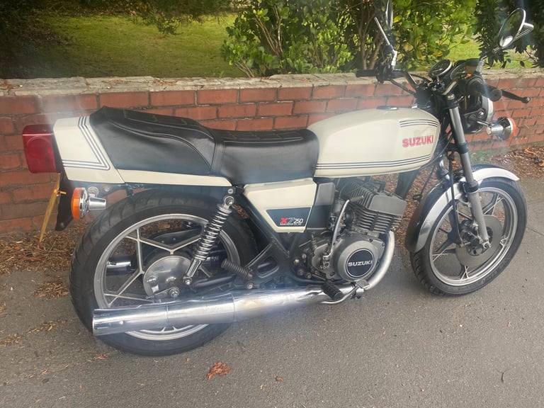 image for Classic motorcycle wanted triumph Honda Suzuki lambretta Fs1e rd400