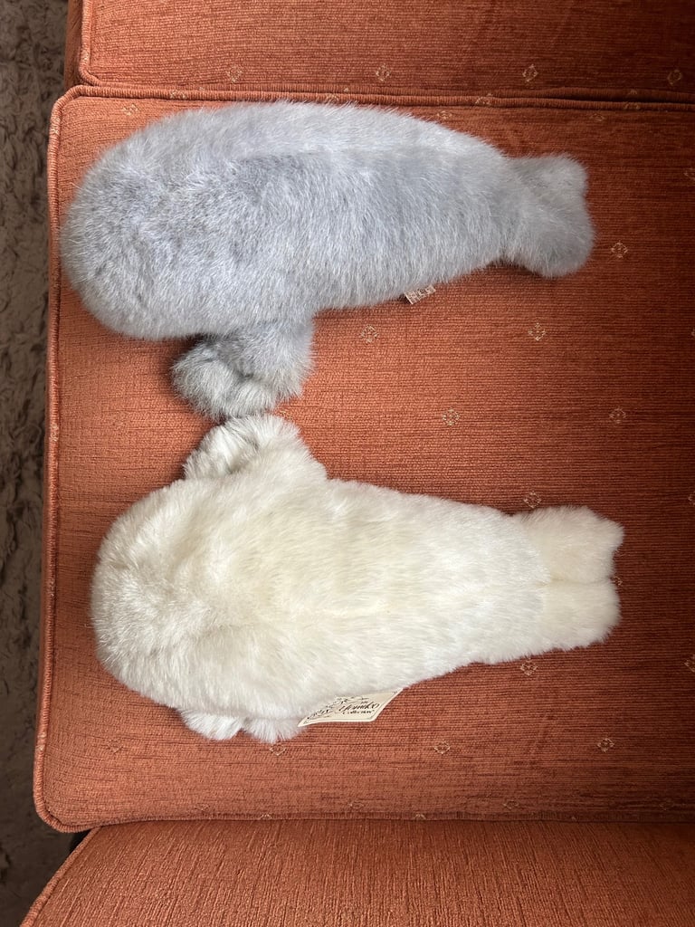 Two Seals from the Yomiko Collection 