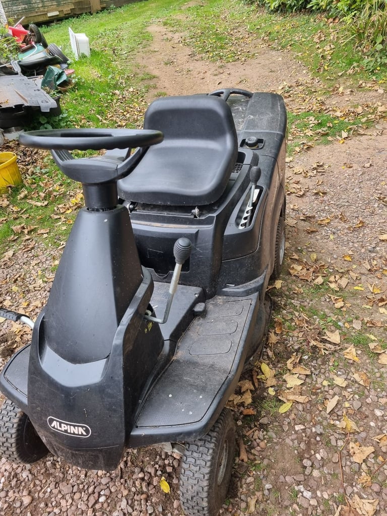Alpina ride on lawn mower 