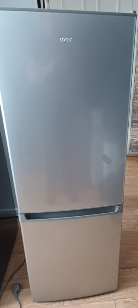 image for Logik fridge freezer