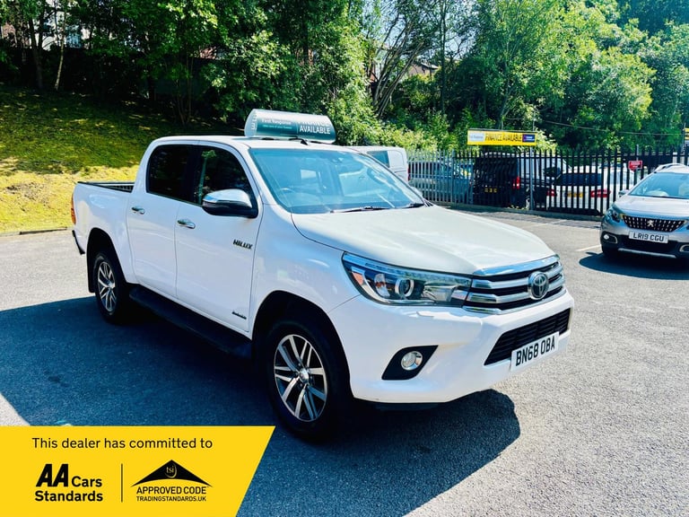 image for TOYOTA HILUX 2.4 D-4D Invincible 2018