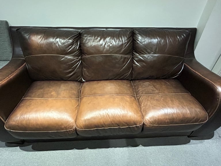 image for 3 seater and 2 seater leather sofa 
