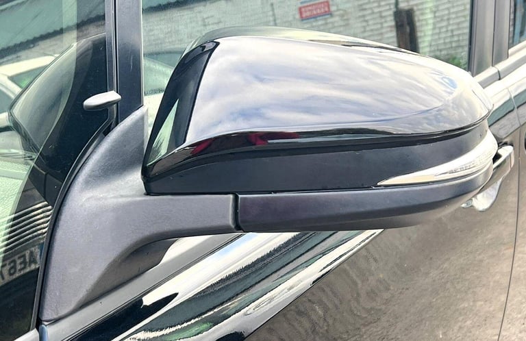 2019 Toyota Voxy Noah Hybrid 1.8 ZWR80 Auto Hybrid