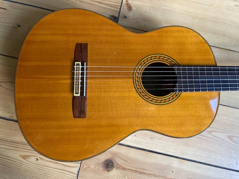 Yamaha CG-150 SA Classical Guitar Solid Top 1990s