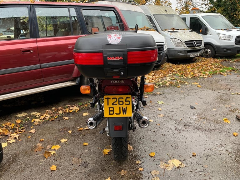 1999 Yamaha XJ900S DIVERSION SHAFT' WITH FULL GIVI LUGGAGE (CLASSIC MOTORCYCLE)