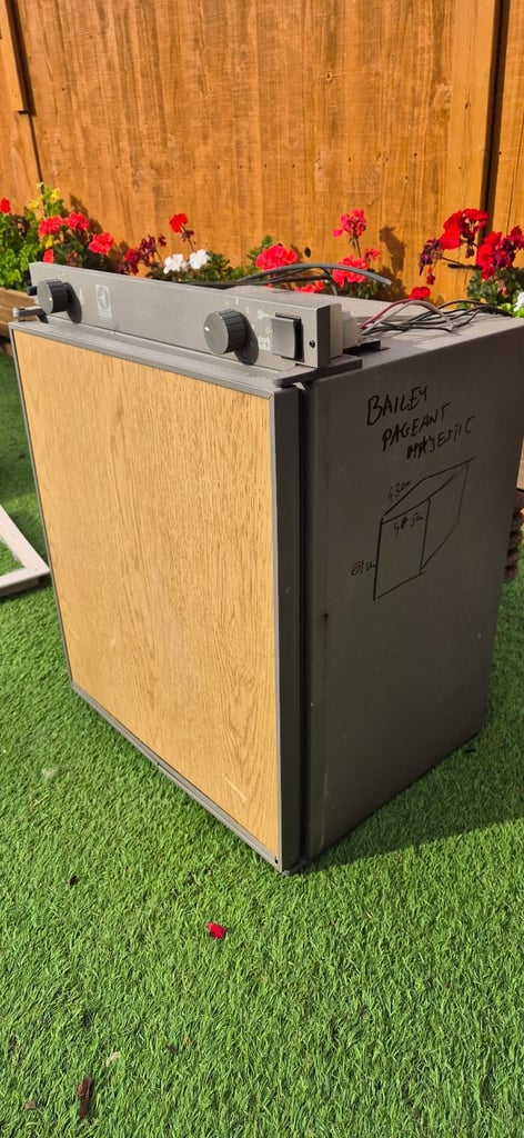 ELECTROLUX RM212F 3way fridge freezer for caravan motorhome boat camper.