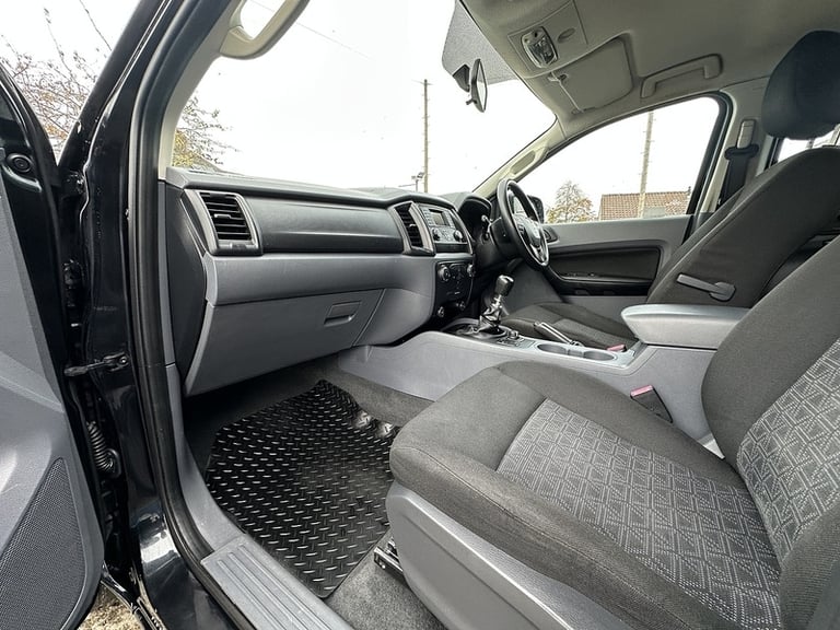 2023 Ford Ranger Pick Up Double Cab XL 2.2 TDCi Pickup DIESEL Manual