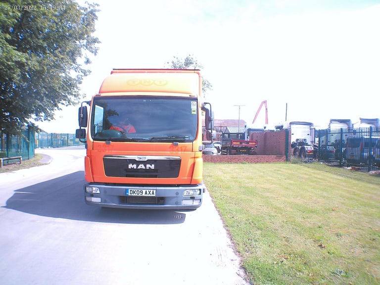 2009 MAN TGL manual 18 ft box tailift 8.1 mtr long mot 11/24