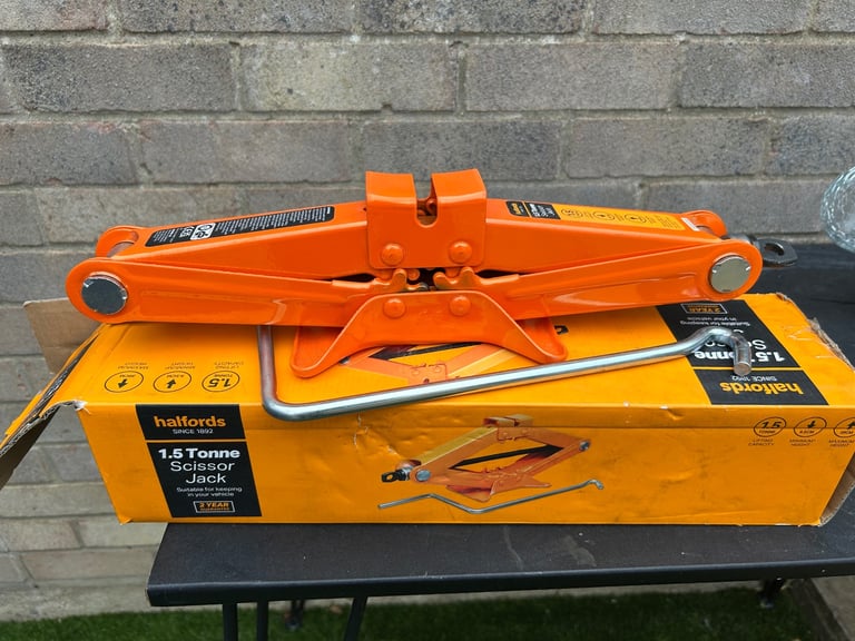 Scissor jacks 1.5ton 