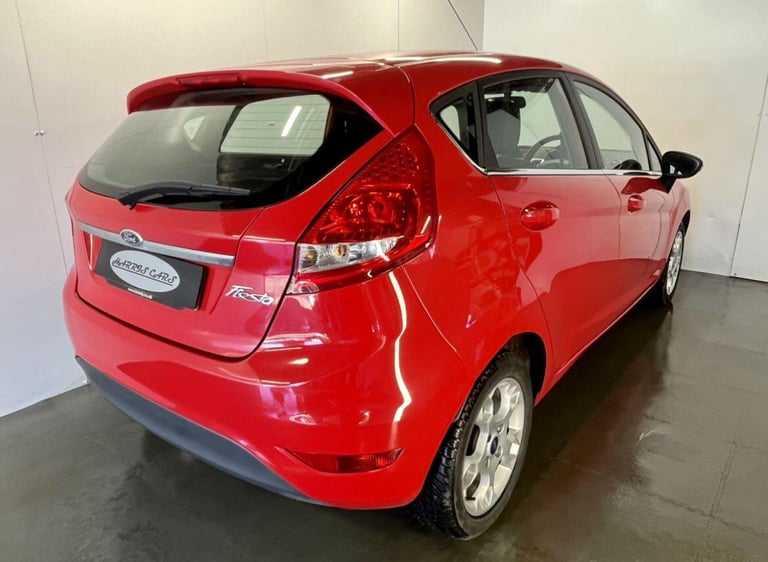  Ford Fiesta 1.4 Zetec Hatchback 5dr Petrol Automatic (154 g/km, 94 bhp) 12 MONTHS AA, F Petrol A...