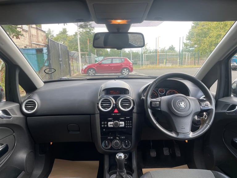 2009 Vauxhall Corsa 1.2i 16V Design 5dr HATCHBACK Petrol Manual